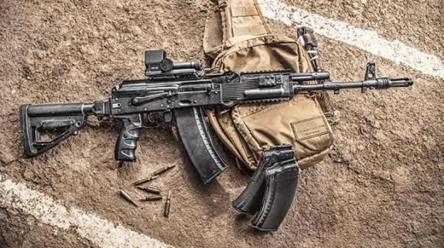 AK-308: Ο όμιλος Καλάσνικοφ παρουσίασε το νέο αυτόματο τυφέκιο που παίρνει ‘νατοϊκά’ φυσίγγια